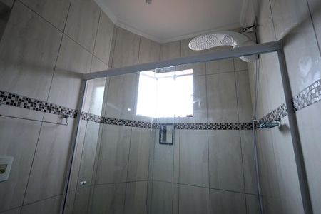 Casa à venda com 190m², 3 quartos e 2 vagasBanheiro Suíte