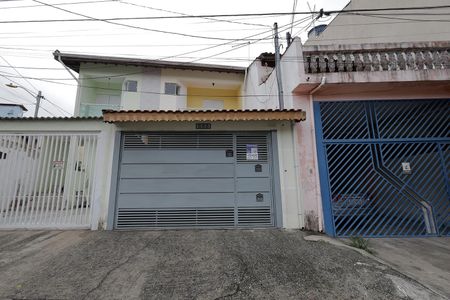 Casa à venda com 190m², 3 quartos e 2 vagasFachada