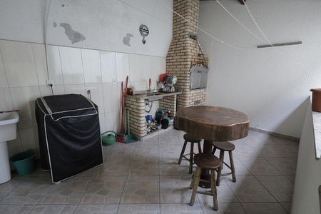 Casa à venda com 190m², 3 quartos e 2 vagasChurrasqueira e Área de Serviço