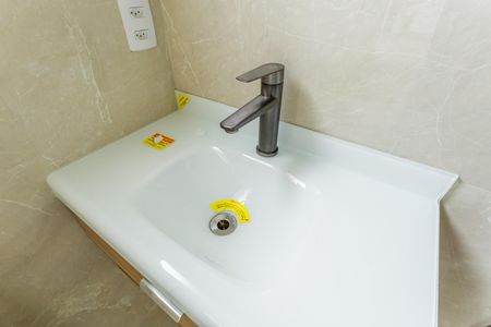 Studio para alugar com 30m², 1 quarto e sem vaga Studio para alugar com 30m², 1 quarto e sem vagaBanheiro