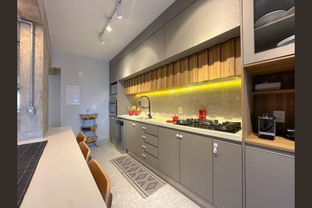 Sala/Cozinha de apartamento à venda com 3 quartos, 94m² em Água Branca, São Paulo