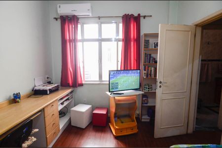 Apartamento à venda com 88m², 2 quartos e 1 vagaQuarto 2