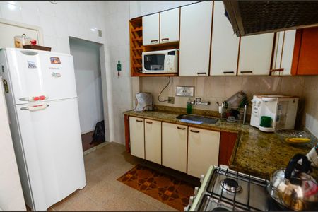 Apartamento à venda com 88m², 2 quartos e 1 vagaCozinha