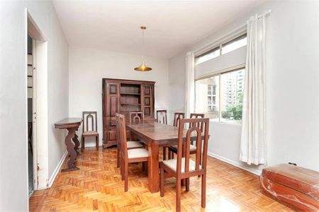 Apartamento à venda com 3 quartos, 220m² em Jardim Paulista, São Paulo