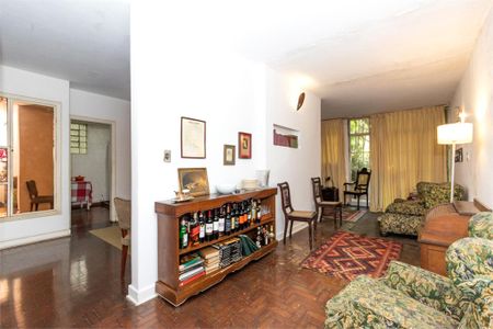 Casa à venda com 5 quartos, 350m² em Jardim Paulistano, São Paulo