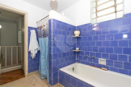 Casa à venda com 5 quartos, 350m² em Jardim Paulistano, São Paulo