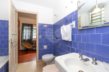 Casa à venda com 5 quartos, 350m² em Jardim Paulistano, São Paulo