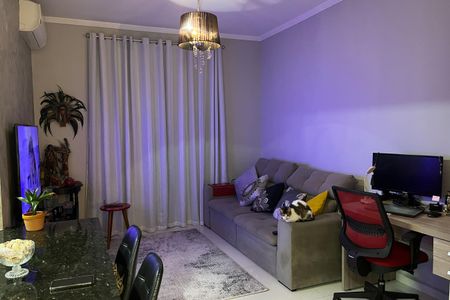 Sala de casa de condomínio para alugar com 2 quartos, 98m² em Gonzaga, Santos