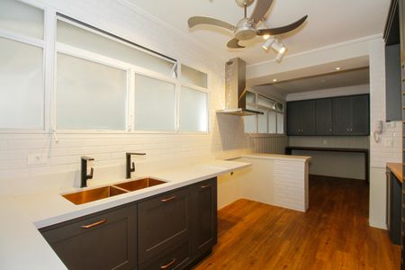 Apartamento à venda com 350m², 3 quartos e 2 vagasCozinha