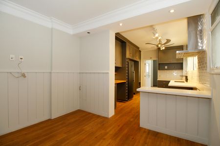 Apartamento à venda com 350m², 3 quartos e 2 vagasCopa