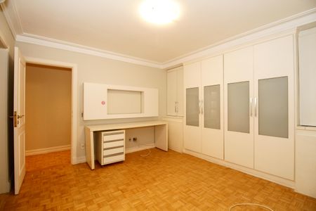 Apartamento à venda com 350m², 3 quartos e 2 vagasSuíte 3