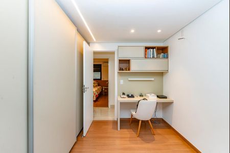 Apartamento para alugar com 127m², 3 quartos e 2 vagas Apartamento para alugar com 127m², 3 quartos e 2 vagasQuarto 3