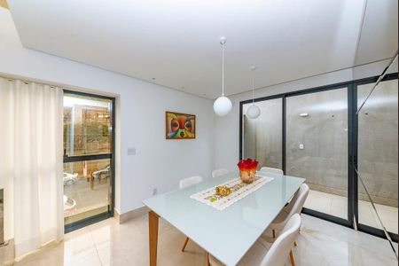 Apartamento para alugar com 127m², 3 quartos e 2 vagas Apartamento para alugar com 127m², 3 quartos e 2 vagasCopa