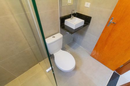 Apartamento para alugar com 42m², 2 quartos e sem vaga Apartamento para alugar com 42m², 2 quartos e sem vagaBanheiro