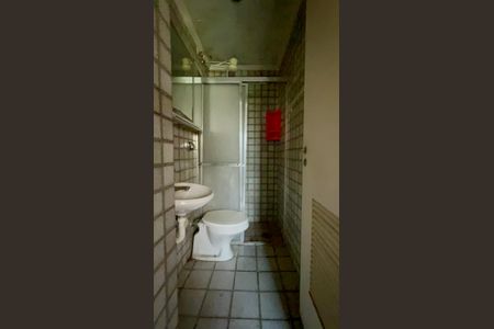 Apartamento à venda com 173m², 3 quartos e 3 vagasBanheiro de serviço