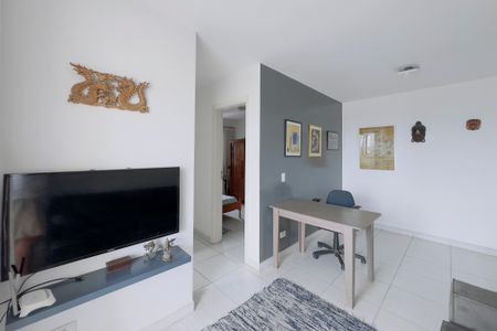 Sala de apartamento para alugar com 3 quartos, 67m² em Loteamento Villa Branca, Jacareí
