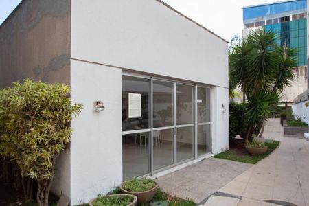 Apartamento para alugar com 115m², 2 quartos e 1 vaga Apartamento para alugar com 115m², 2 quartos e 1 vagaÁrea comum - Salão de festas