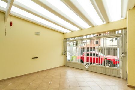 Casa à venda com 215m², 3 quartos e 2 vagasGaragem