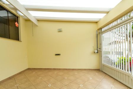 Casa à venda com 215m², 3 quartos e 2 vagasGaragem