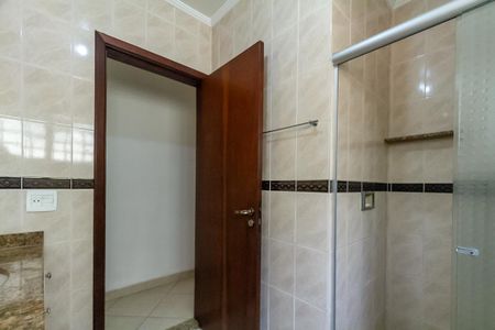 Casa à venda com 215m², 3 quartos e 2 vagasBanheiro Social