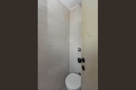 Apartamento à venda com 140m², 3 quartos e 2 vagas Apartamento à venda com 140m², 3 quartos e 2 vagasÁrea de Serviço