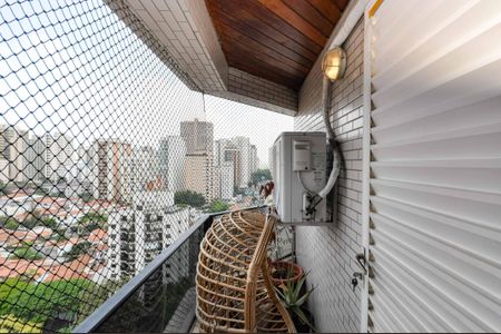 Apartamento à venda com 140m², 3 quartos e 2 vagas Apartamento à venda com 140m², 3 quartos e 2 vagasVaranda da Quarto 1 Suíte