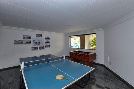 Apartamento à venda com 140m², 3 quartos e 2 vagas Apartamento à venda com 140m², 3 quartos e 2 vagasÁrea Comum - Salão de Jogos