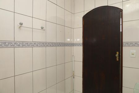 Casa à venda com 168m², 3 quartos e 2 vagasBanheiro 2