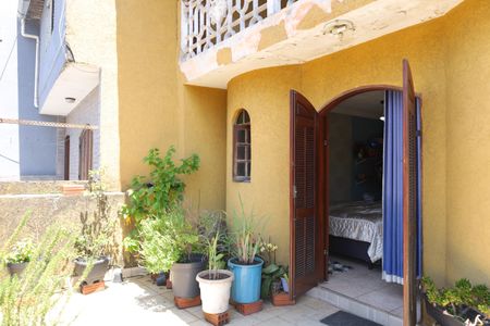 Casa à venda com 168m², 3 quartos e 2 vagasVaranda