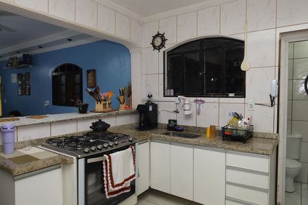 Casa à venda com 168m², 3 quartos e 2 vagasCozinha