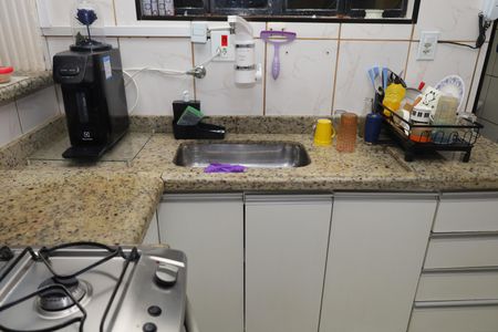 Casa à venda com 168m², 3 quartos e 2 vagasCozinha