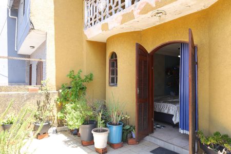 Casa à venda com 168m², 3 quartos e 2 vagasVaranda