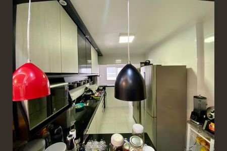 Apartamento para alugar com 122m², 3 quartos e 2 vagasCozinha