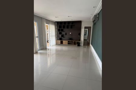Apartamento para alugar com 131m², 3 quartos e 3 vagasSala