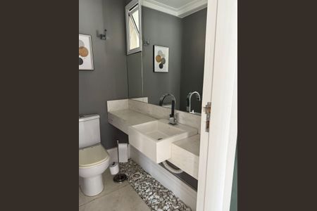 Apartamento para alugar com 131m², 3 quartos e 3 vagasBanheiro