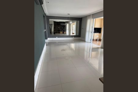 Apartamento para alugar com 131m², 3 quartos e 3 vagasSala