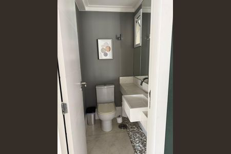 Apartamento para alugar com 131m², 3 quartos e 3 vagasBanheiro