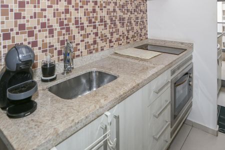 Apartamento à venda com 72m², 2 quartos e 1 vagaCozinha e Área de Serviço