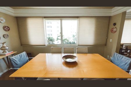 Apartamento à venda com 234m², 5 quartos e 4 vagasSala de Jantar
