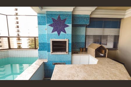 Apartamento à venda com 234m², 5 quartos e 4 vagasVaranda gourmet