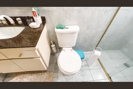 Apartamento à venda com 234m², 5 quartos e 4 vagasBanheiro da Suíte 4