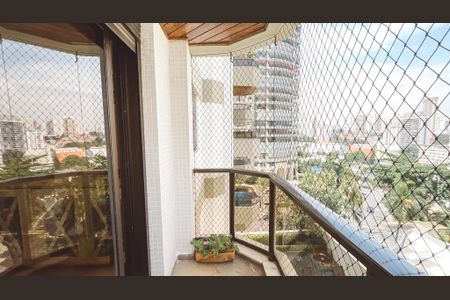 Apartamento à venda com 234m², 5 quartos e 4 vagasSuíte 3