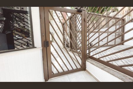 Apartamento à venda com 234m², 5 quartos e 4 vagasEntrada