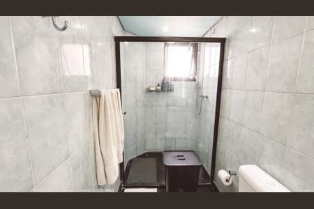 Apartamento à venda com 234m², 5 quartos e 4 vagasBanheiro da Suíte 1
