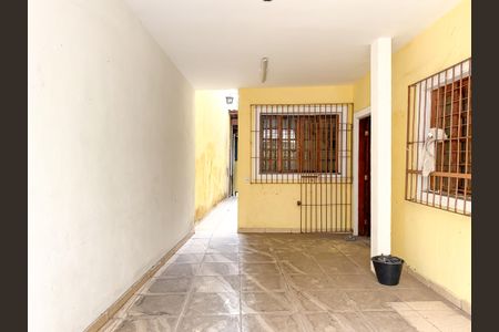 Casa à venda com 140m², 2 quartos e 1 vaga Casa à venda com 140m², 2 quartos e 1 vagaQuintal