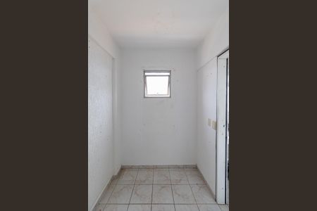 Apartamento à venda com 64m², 2 quartos e 1 vaga Apartamento à venda com 64m², 2 quartos e 1 vagaQuarto de Serviço