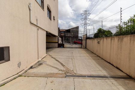 Apartamento à venda com 64m², 2 quartos e 1 vaga Apartamento à venda com 64m², 2 quartos e 1 vagaÁrea Comum - Garagem