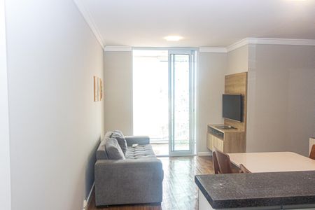 Sala de apartamento para alugar com 3 quartos, 70m² em Cidade Ademar, São Paulo