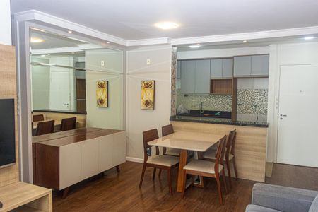 Sala de apartamento para alugar com 3 quartos, 70m² em Cidade Ademar, São Paulo