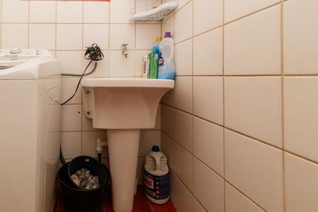 Casa à venda com 150m², 3 quartos e 2 vagas Casa à venda com 150m², 3 quartos e 2 vagasÁrea de Serviço